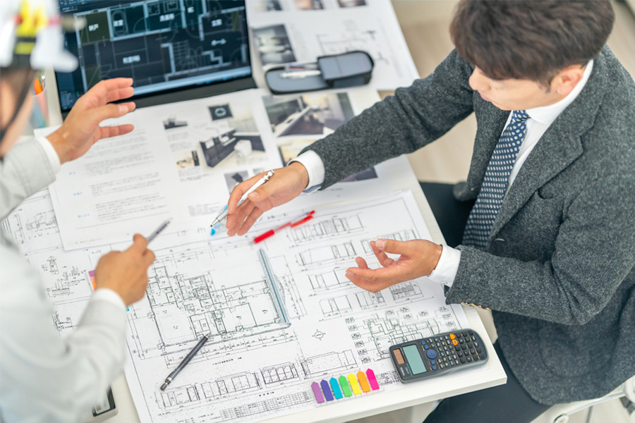 図面制作の打ち合わせイメージ画像